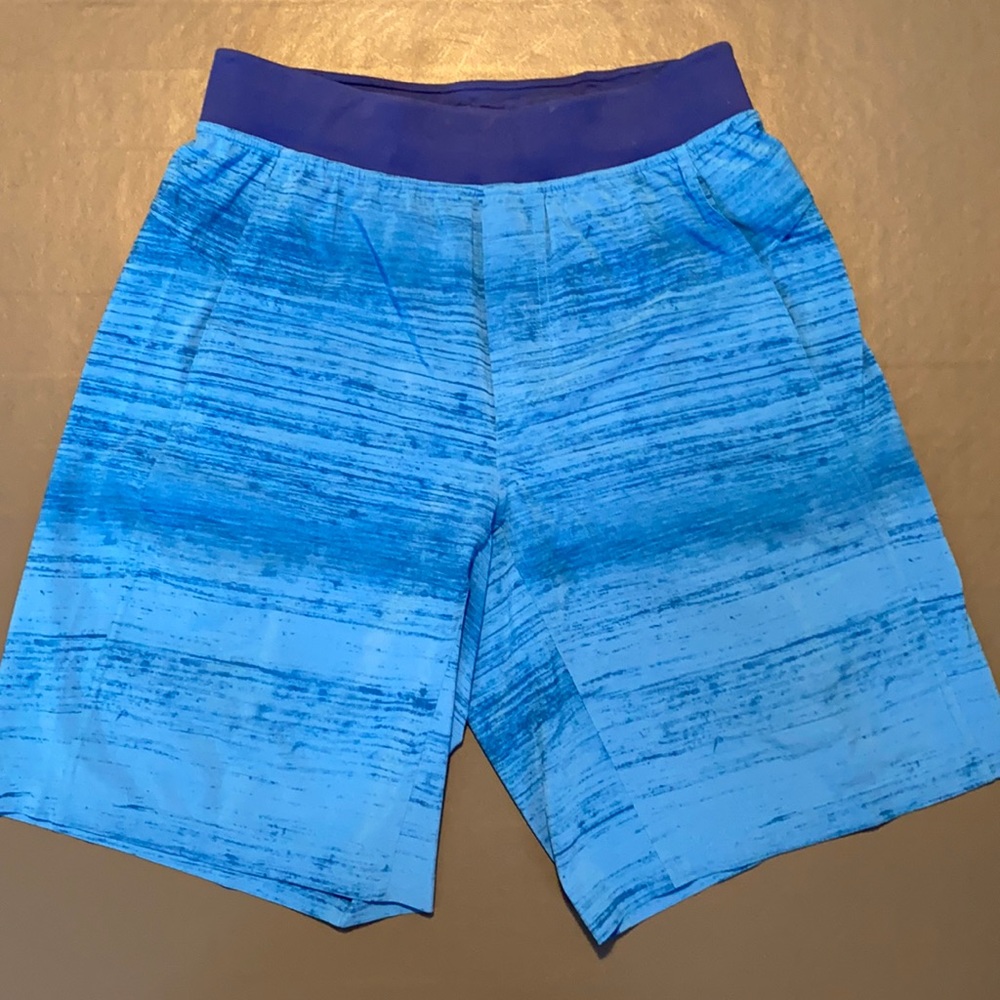 lululemon core shorts (men’s)